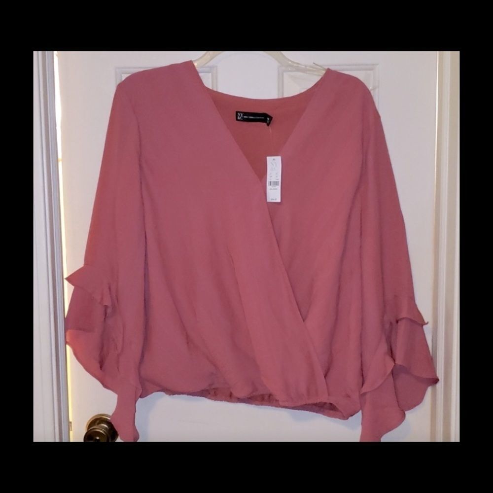 NWT Women’s New York and Company Blouse XXL